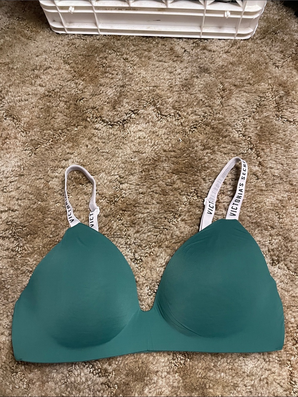 Victoria’s Secret T Shirt Lightly Lined Green Bra Logo Straps Size‎ 34C
